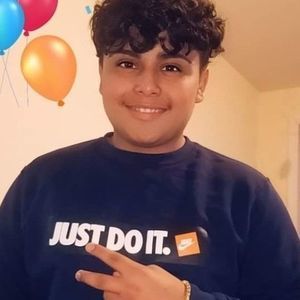 Meet your Posher, Luis